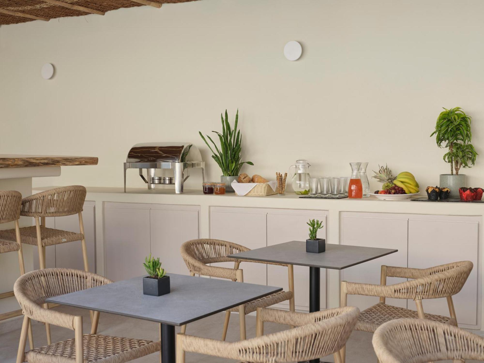 Heyday Luxury Suites Perísza Kültér fotó