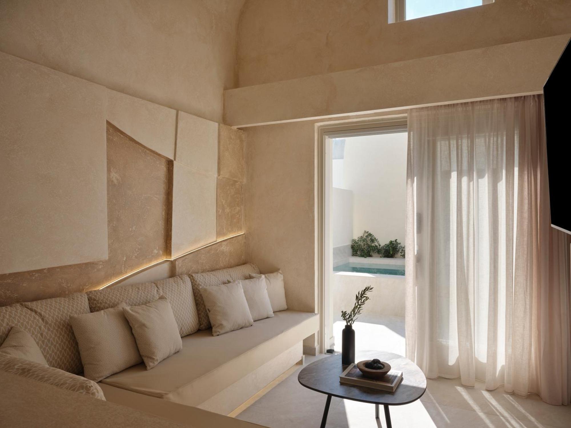 Heyday Luxury Suites Perísza Kültér fotó