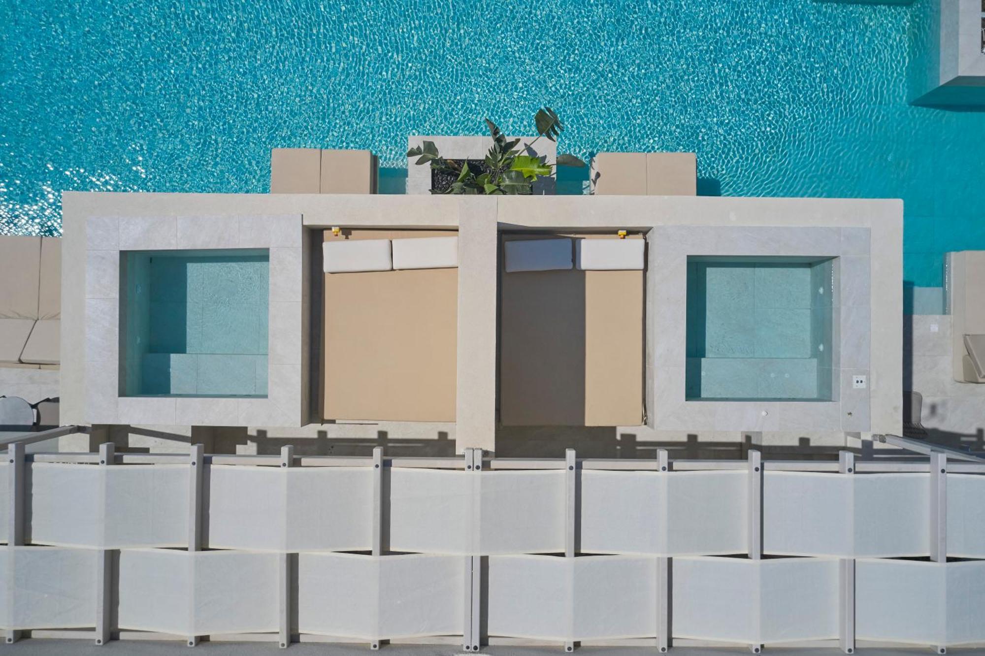 Heyday Luxury Suites Perísza Kültér fotó